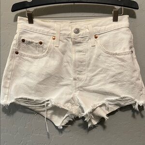 Levi’s 501 White High-Rise Distressed Denim Shorts Sz 25